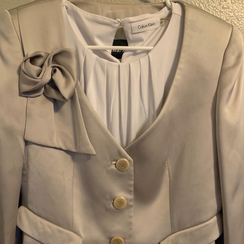 100% Giorgio Armani blazer sz 42